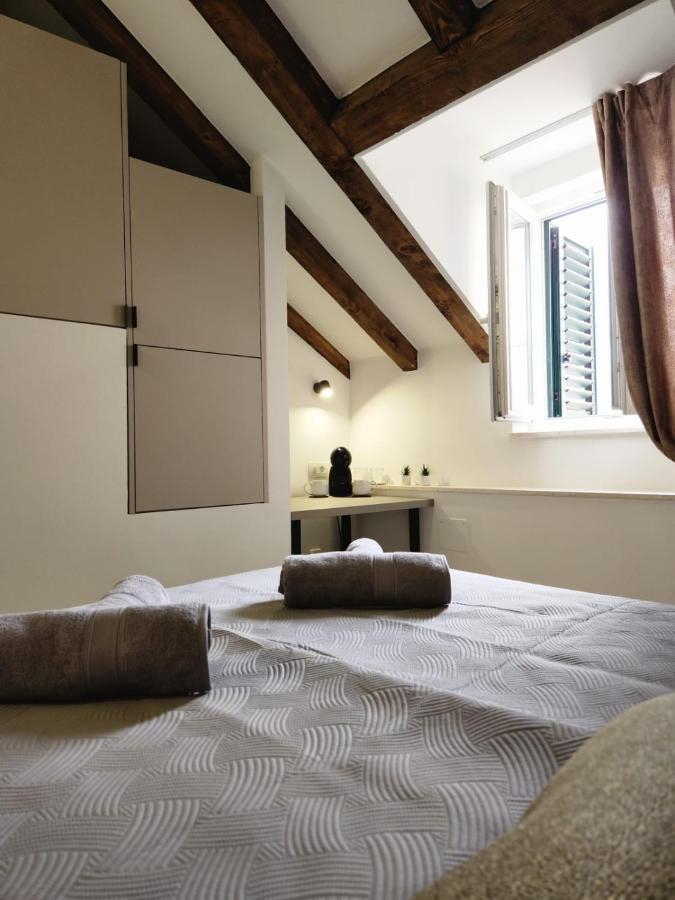 Rio Luxury Rooms สปลิท ภายนอก รูปภาพ