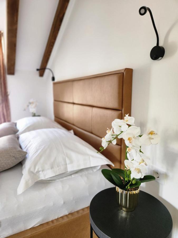 Rio Luxury Rooms สปลิท ภายนอก รูปภาพ