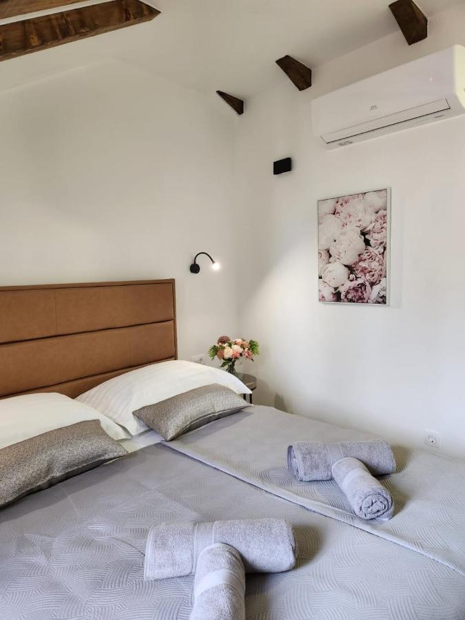 Rio Luxury Rooms สปลิท ภายนอก รูปภาพ