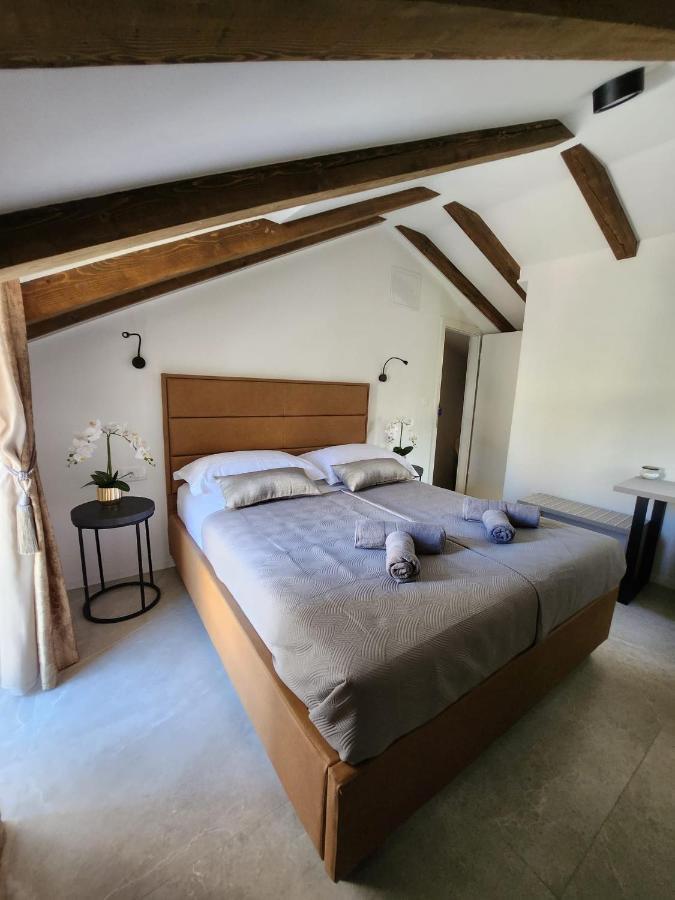 Rio Luxury Rooms สปลิท ภายนอก รูปภาพ