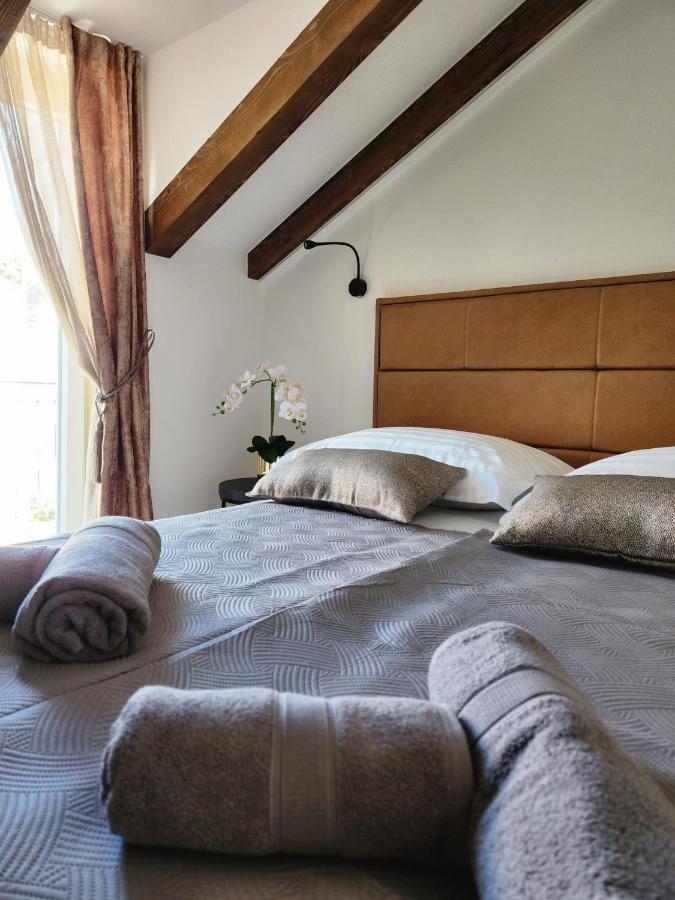 Rio Luxury Rooms สปลิท ภายนอก รูปภาพ