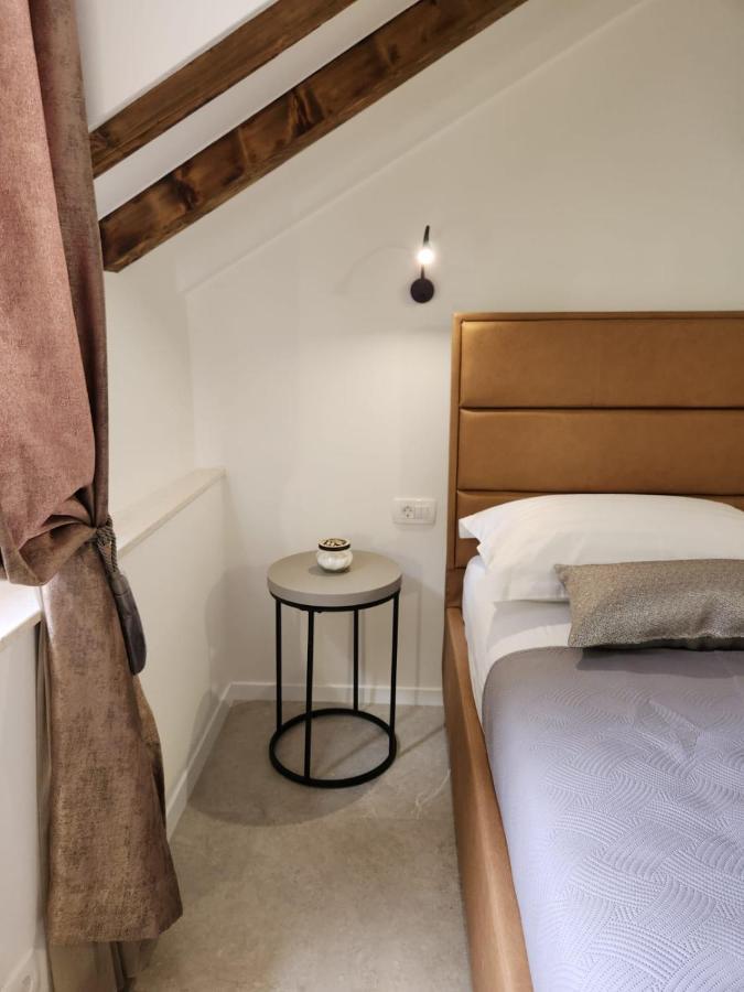 Rio Luxury Rooms สปลิท ภายนอก รูปภาพ
