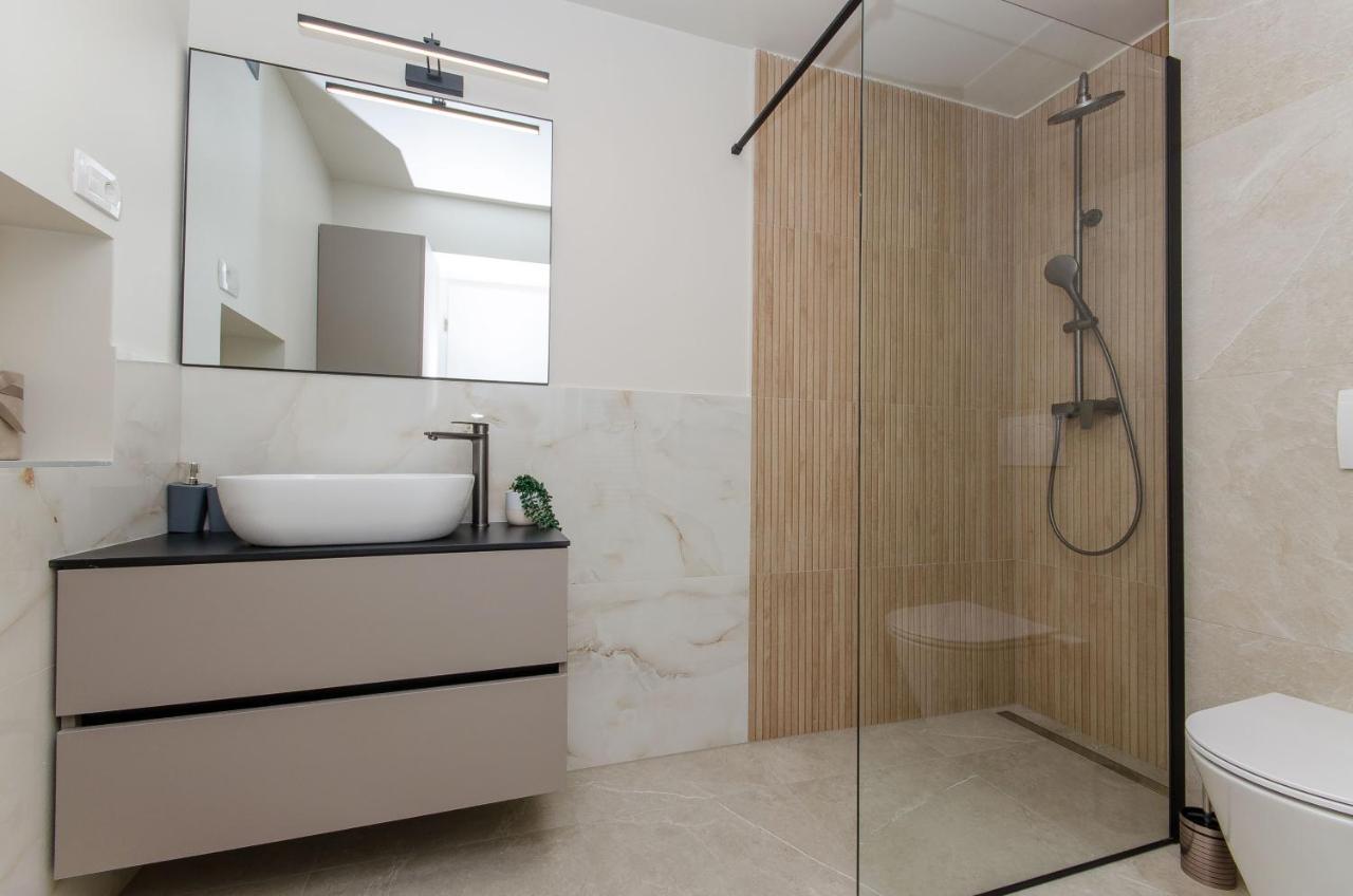 Rio Luxury Rooms สปลิท ภายนอก รูปภาพ